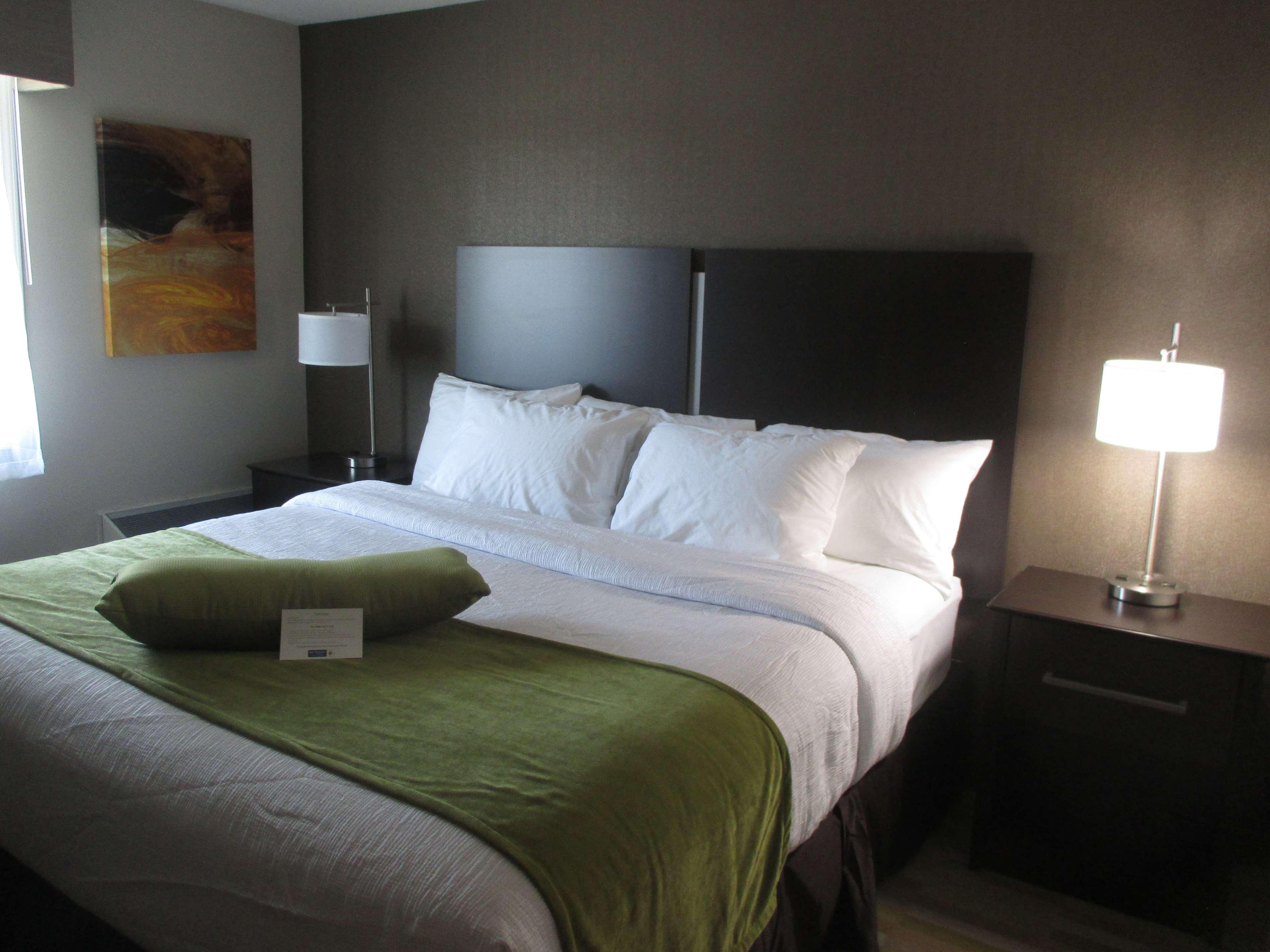 Best Western Harvest Inn & Suites Grand Forks Exterior foto