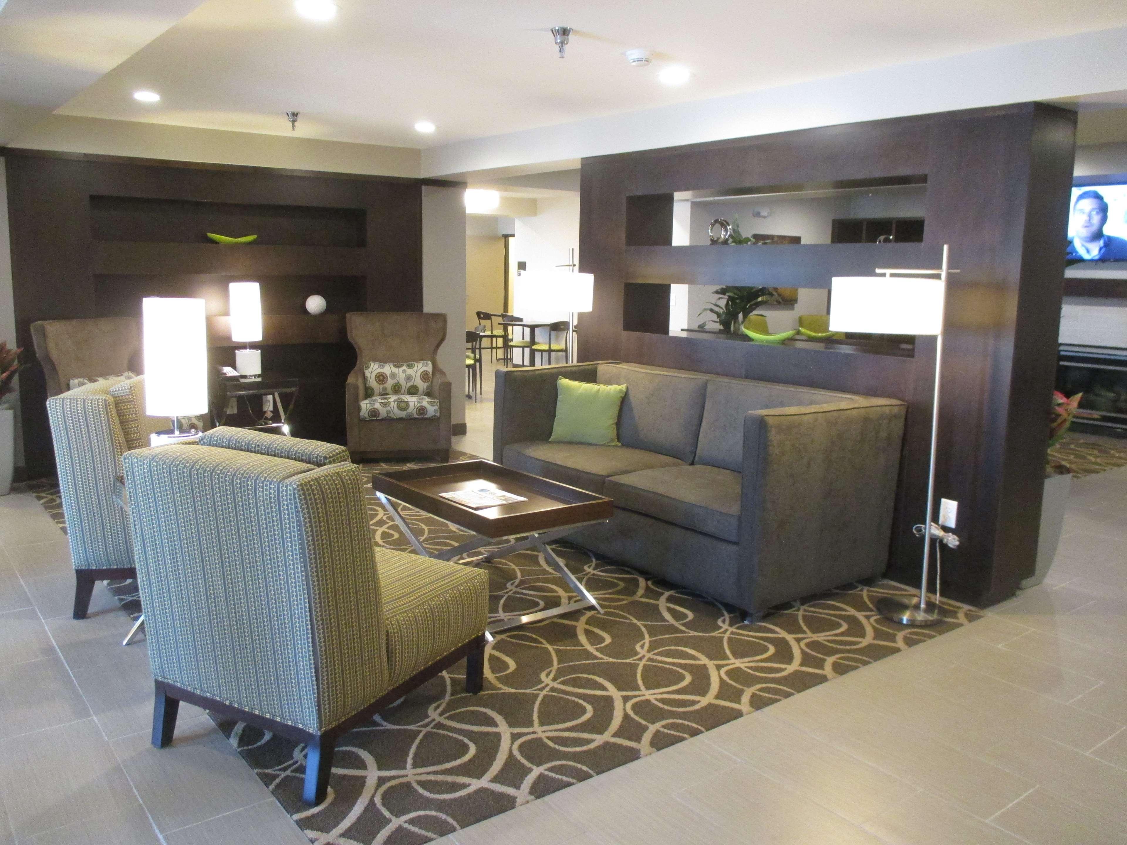 Best Western Harvest Inn & Suites Grand Forks Exterior foto