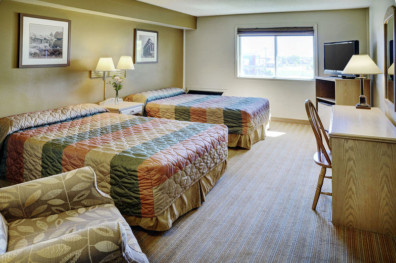 Best Western Harvest Inn & Suites Grand Forks Exterior foto